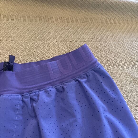Lululemon License To Train Shorts Mens Small Purple 7" Athletic Training Gym - Picture 4 of 9